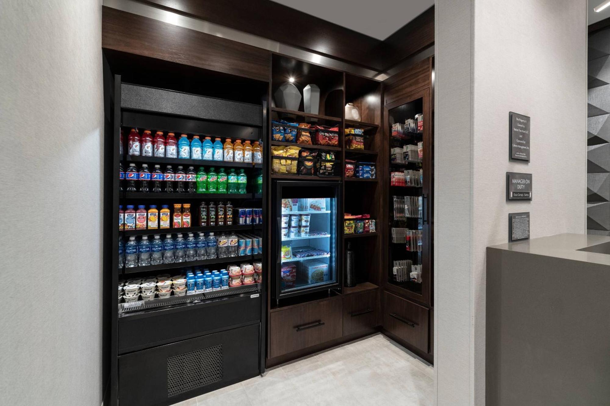 Towneplace Suites By Marriott Boston Medford Bagian luar foto