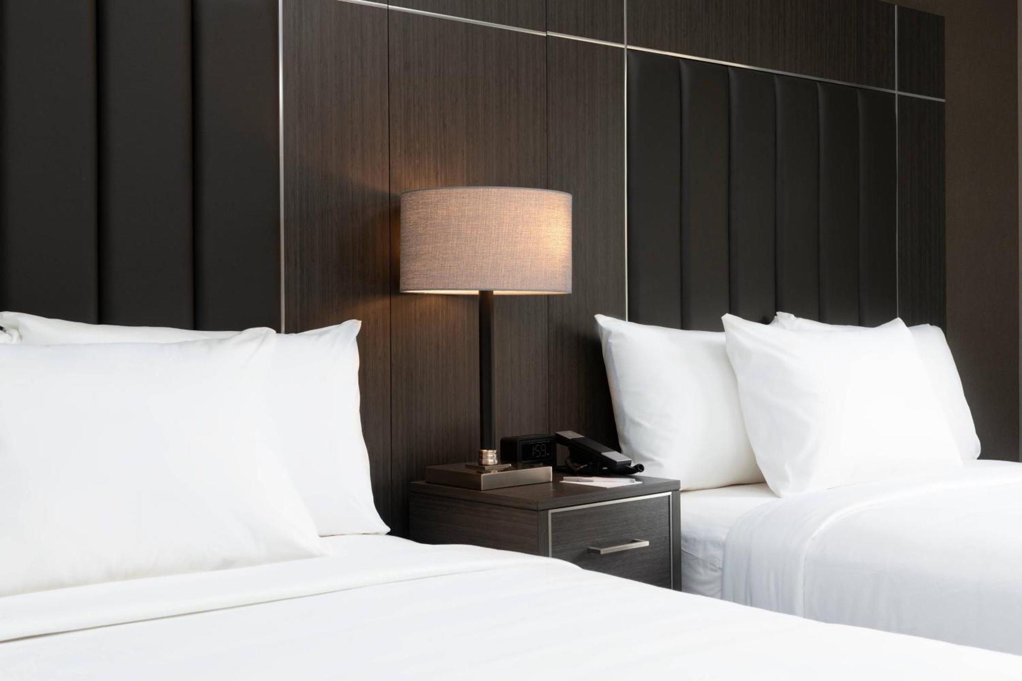 Towneplace Suites By Marriott Boston Medford Bagian luar foto